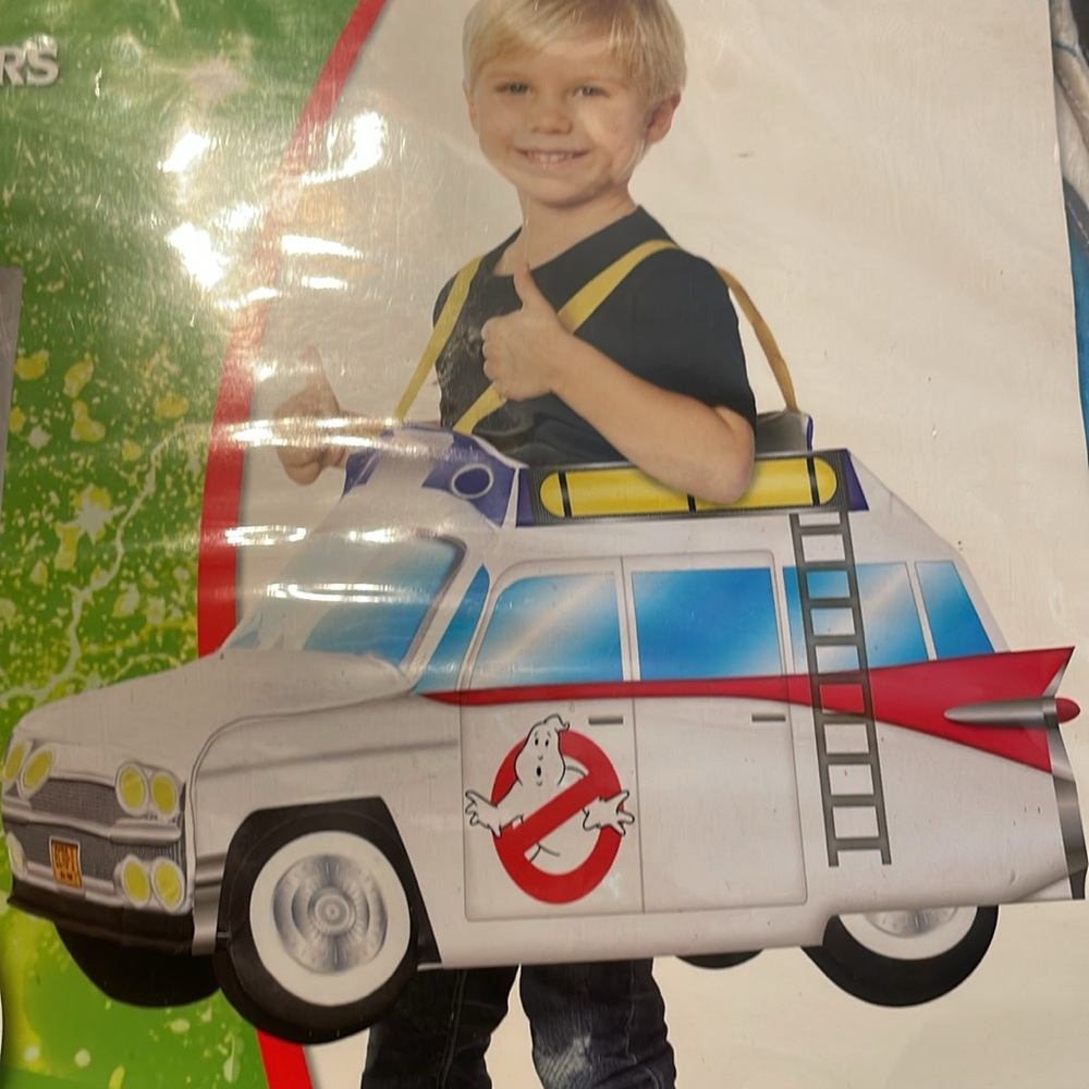 Ecto - 1 Ride-Along - Picture 2 of 6